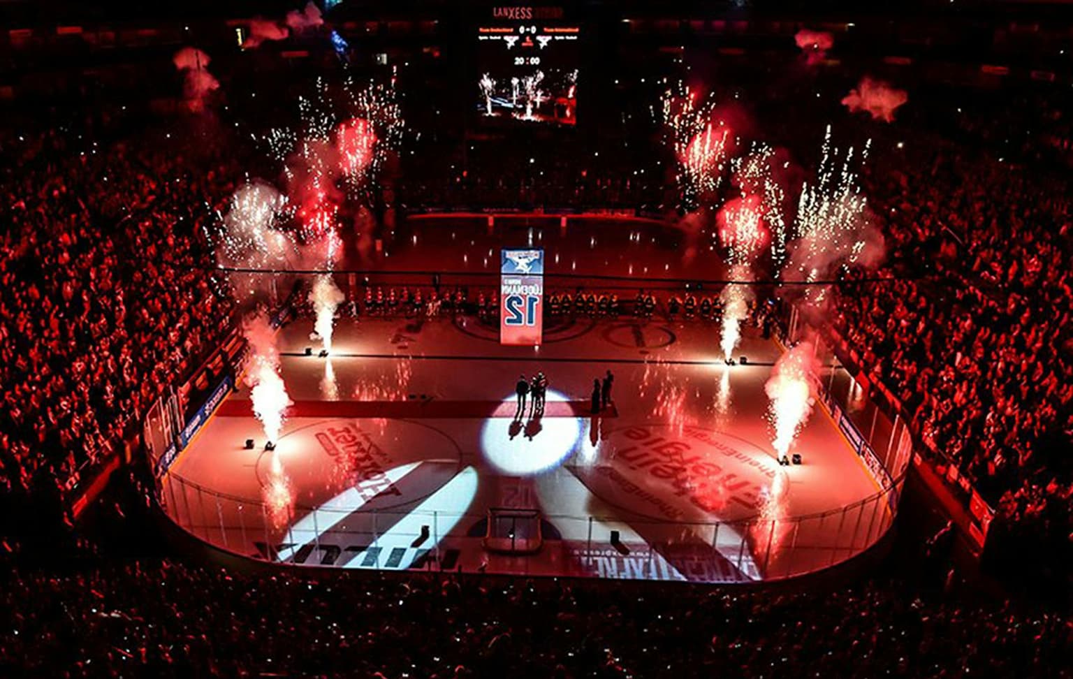 Lanxess-Arena in Köln bei der Eröffnugn