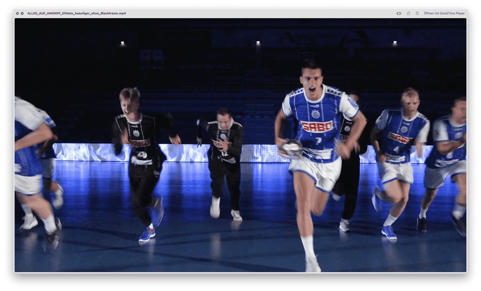 Einlauf Foto vom VfL Gummersbach